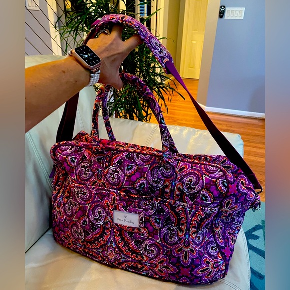 Vera Bradley Handbags - Vera Bradley XL purple paisley travel bag in EUC